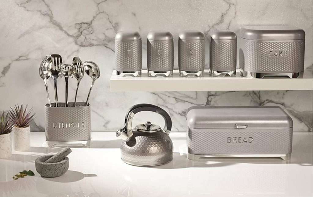 342989375 1322738214939254 1473515511238063903 n Parathiro